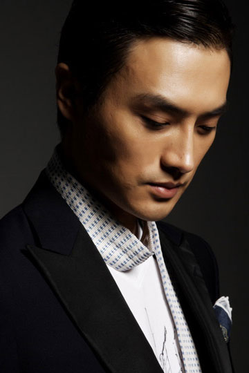 刘晓虎复古写真 尽情释放男性魅力