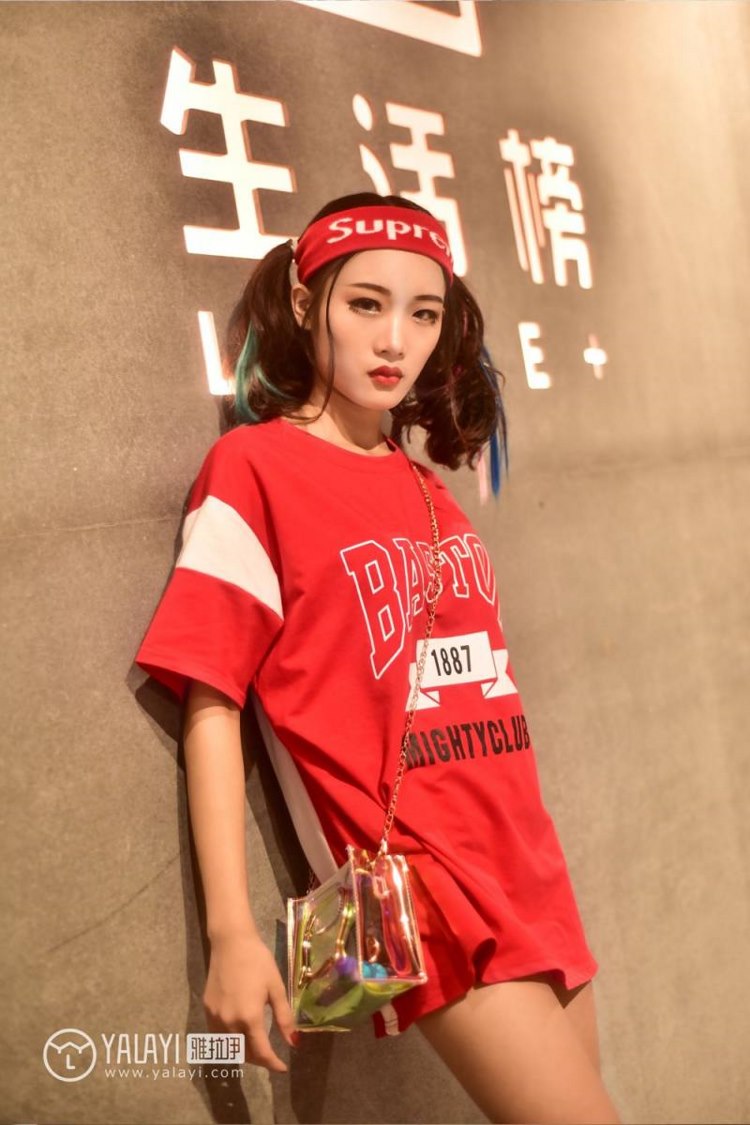 校园啦啦队宅男校花女神火辣吸晴养眼性感美女图片