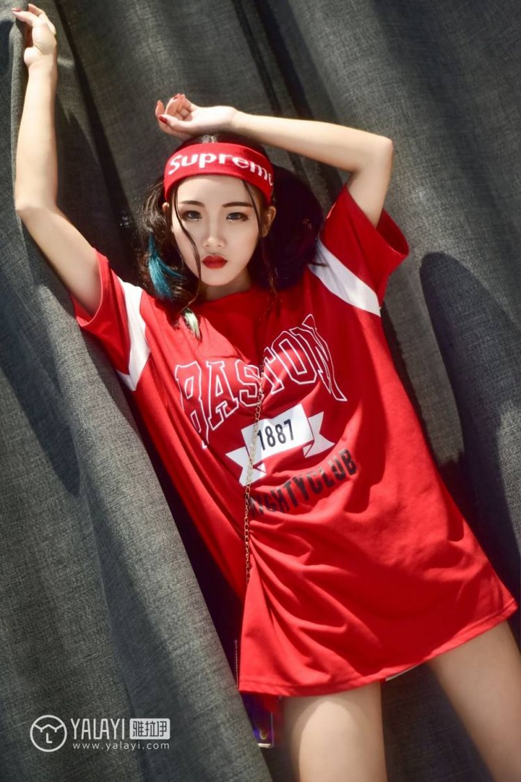 校园啦啦队宅男校花女神火辣吸晴养眼性感美女图片