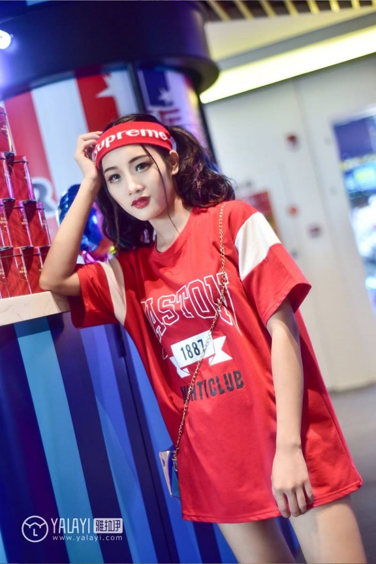 校园啦啦队宅男校花女神火辣吸晴养眼性感美女图片