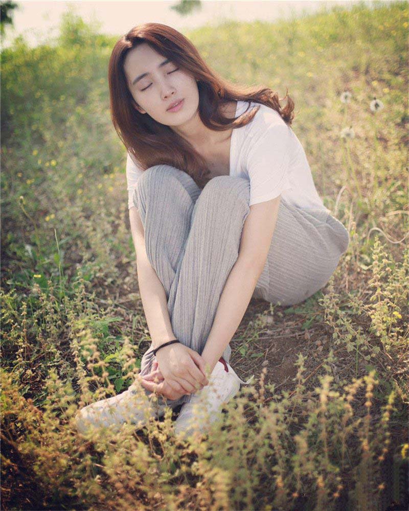 夏天王紫璇小清新写真 九头身美女文艺十足