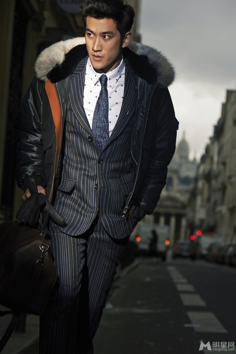李治廷时尚写真 巴黎街头尽显魅力