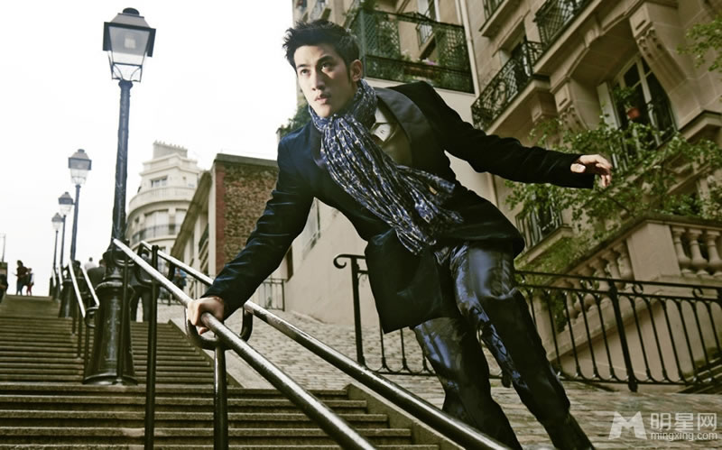 李治廷时尚写真 巴黎街头尽显魅力